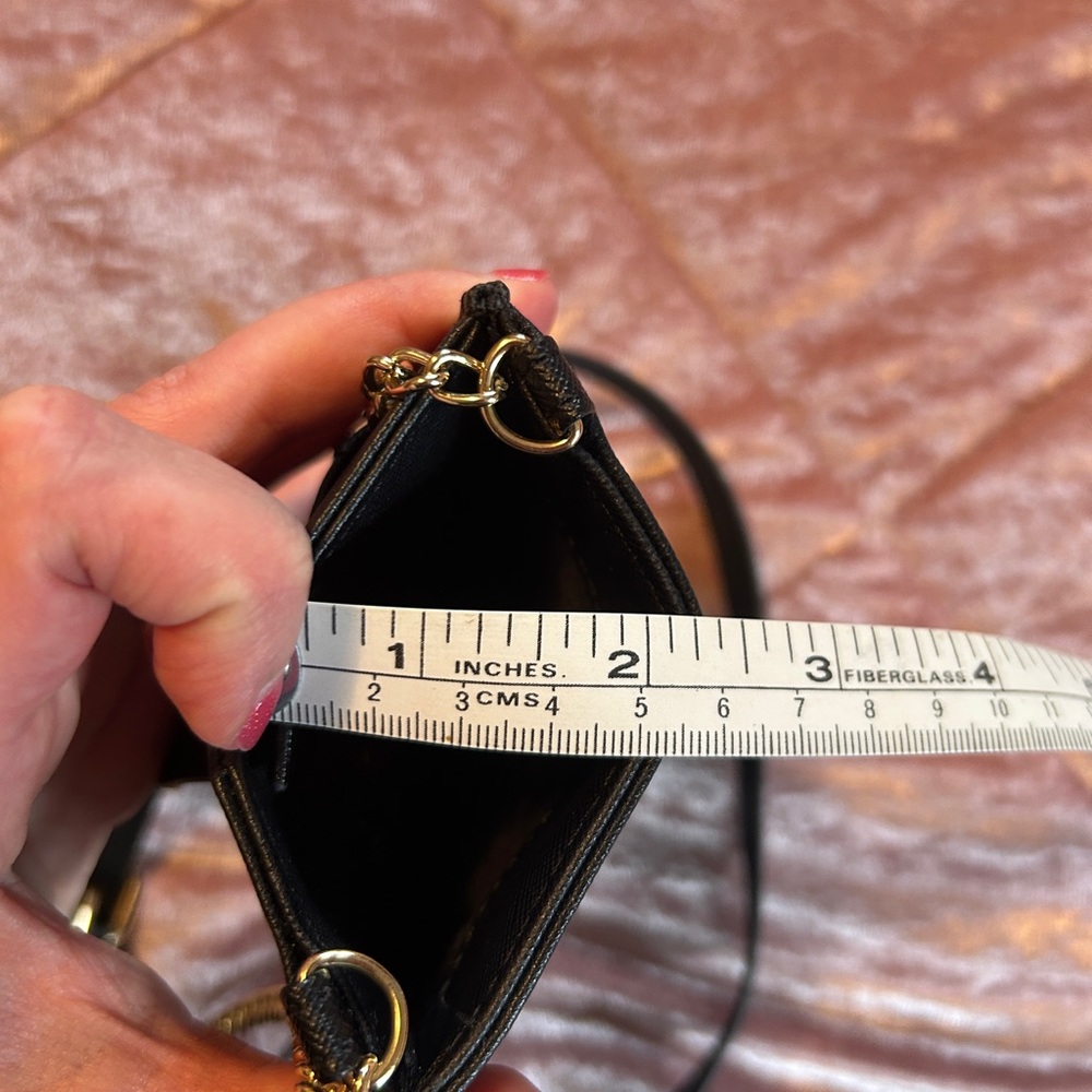 Steve Madden Mini Black Phone Crossbody with Gold Chain - Picture 9 of 10